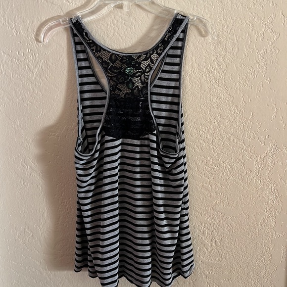 Honeydew soft and adorable 2-piece striped pajama set w/lace trim, size L - Picture 3 of 7